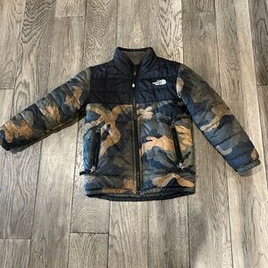 XS Youth boys The North Face Camo Jacket